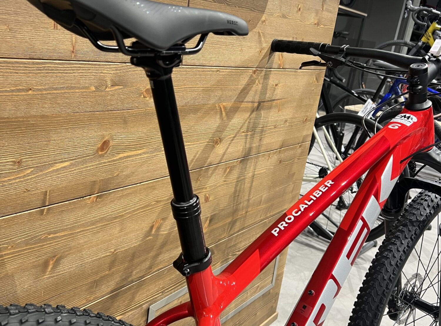 img_4770-1-2 img_4770-1-2