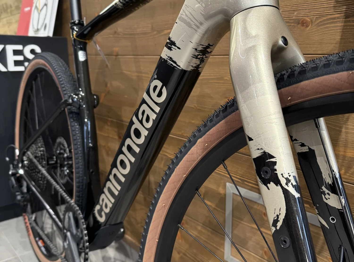 img_2664-4 img_2664-4