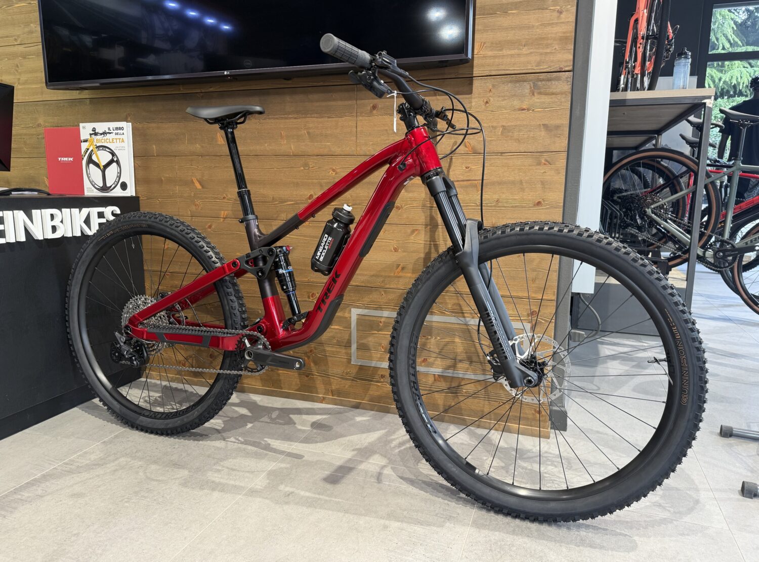 img_6121-2 img_6121-2